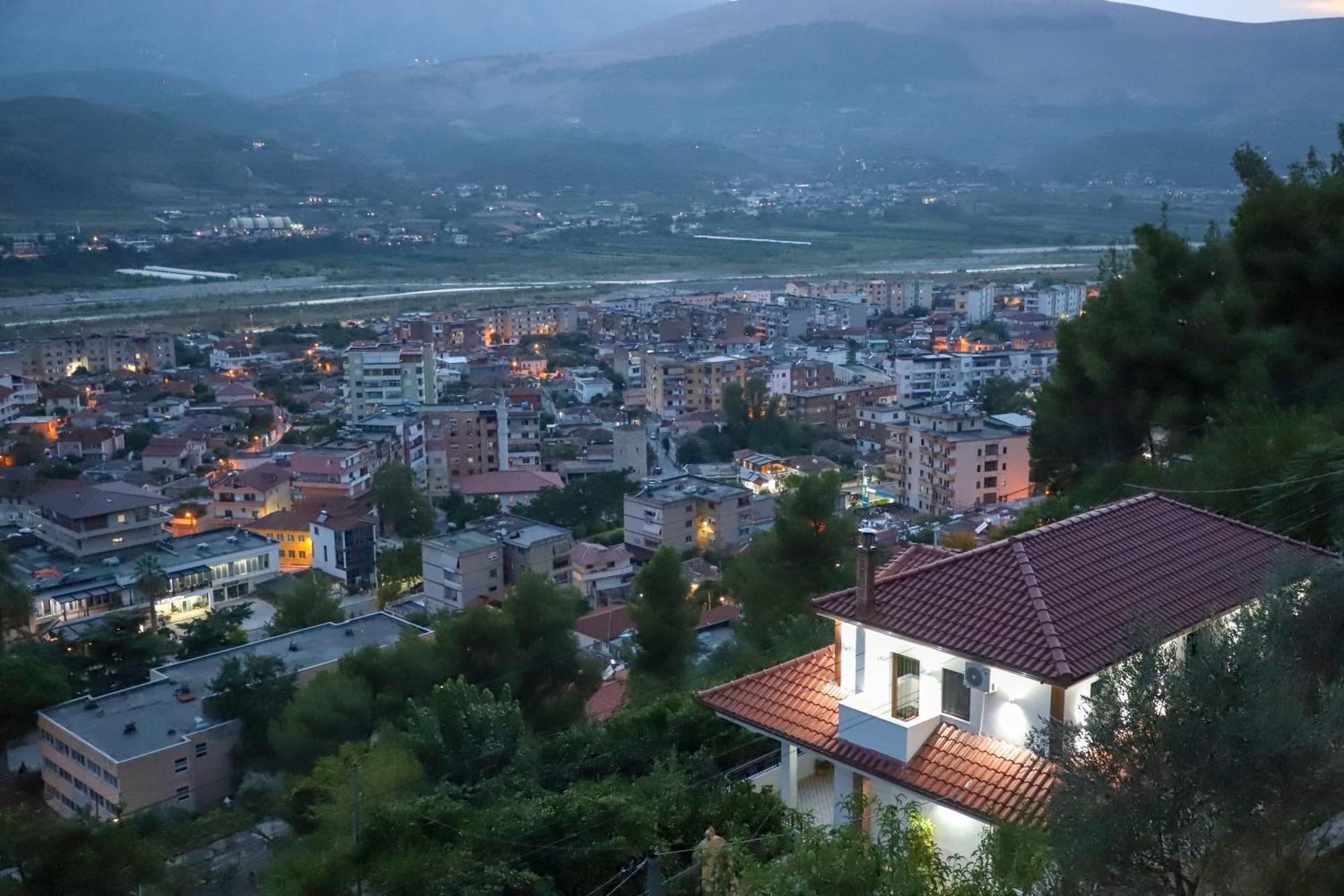 Vila Toska Berat Exteriér fotografie